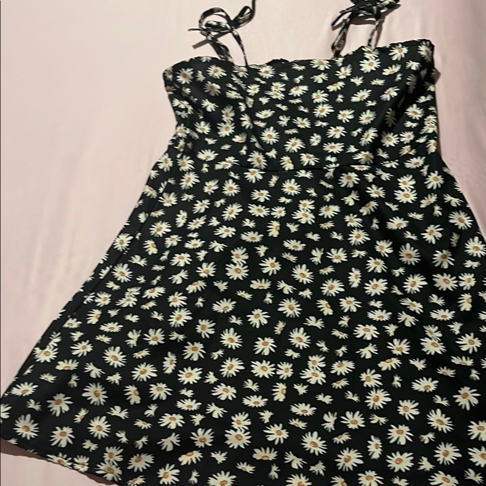 Floral Black Dress with Daisy Print